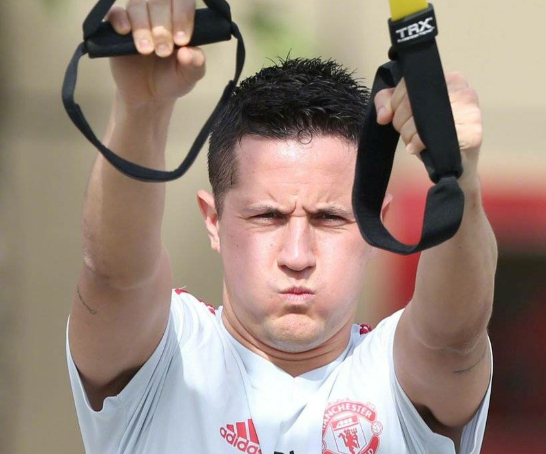 曼联在迪拜逆转引热议