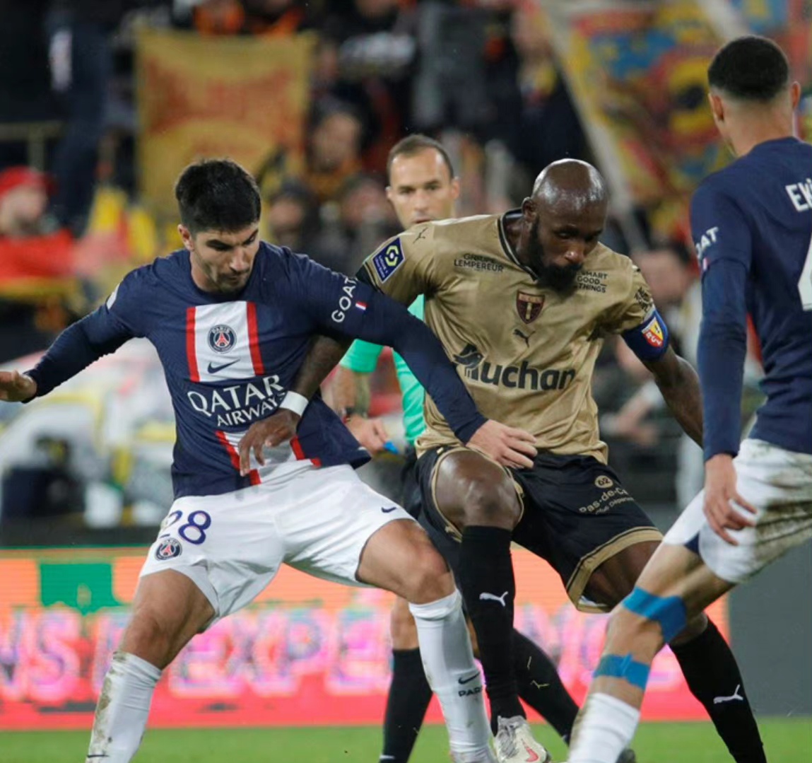 开云官网-法甲多支豪强遭遇挑战，积分榜变幻莫测的简单介绍