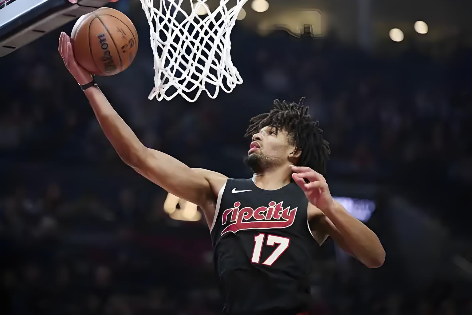 开拓者队主场擒湖人,系列赛1-1平的简单介绍 开拓者队主场擒湖人,系列赛1-1平的简单介绍