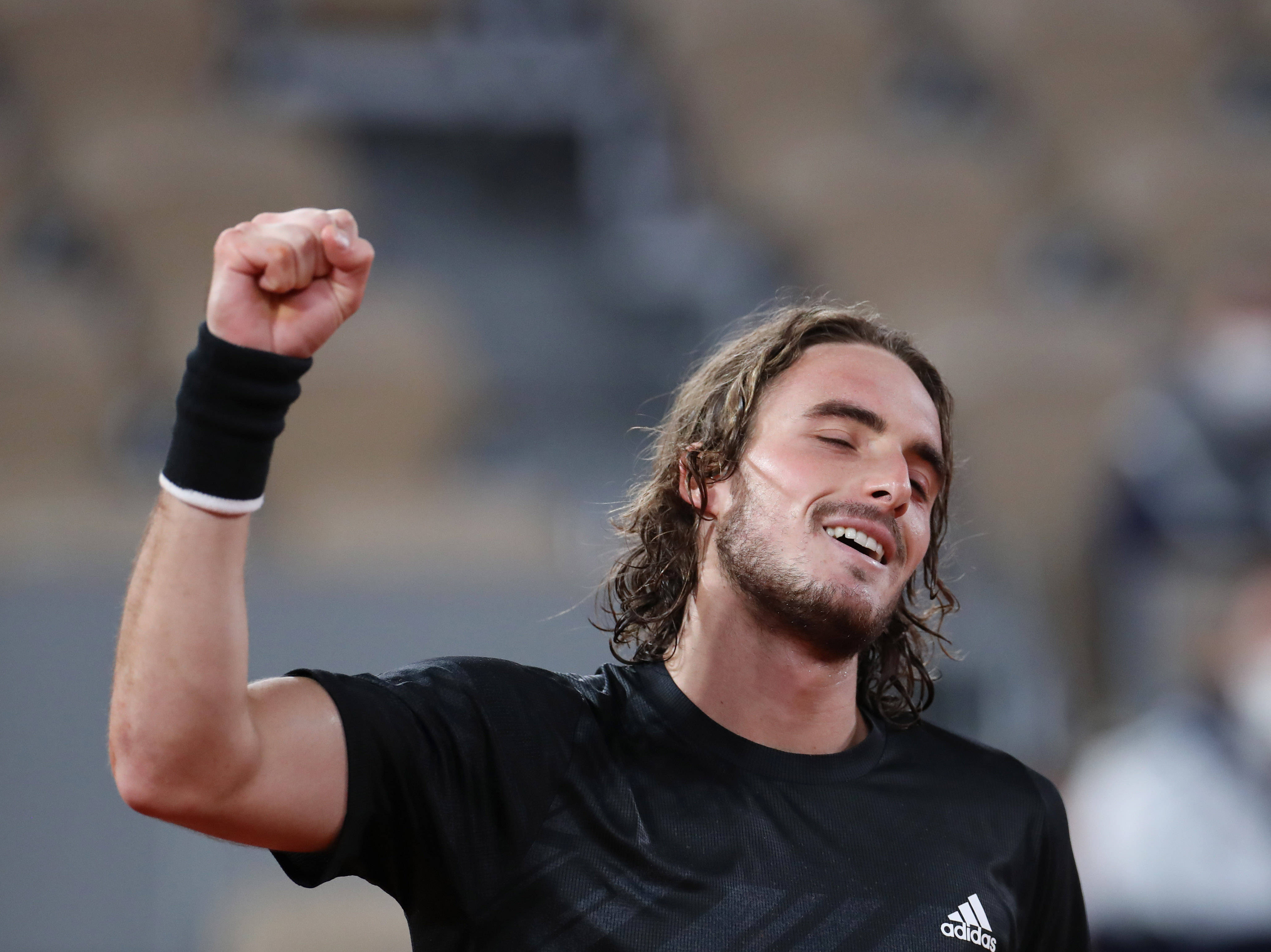 关于西班牙网球队翻盘法国网球队,西西帕斯高光表现的信息 关于西班牙网球队翻盘法国网球队,西西帕斯高光表现的信息